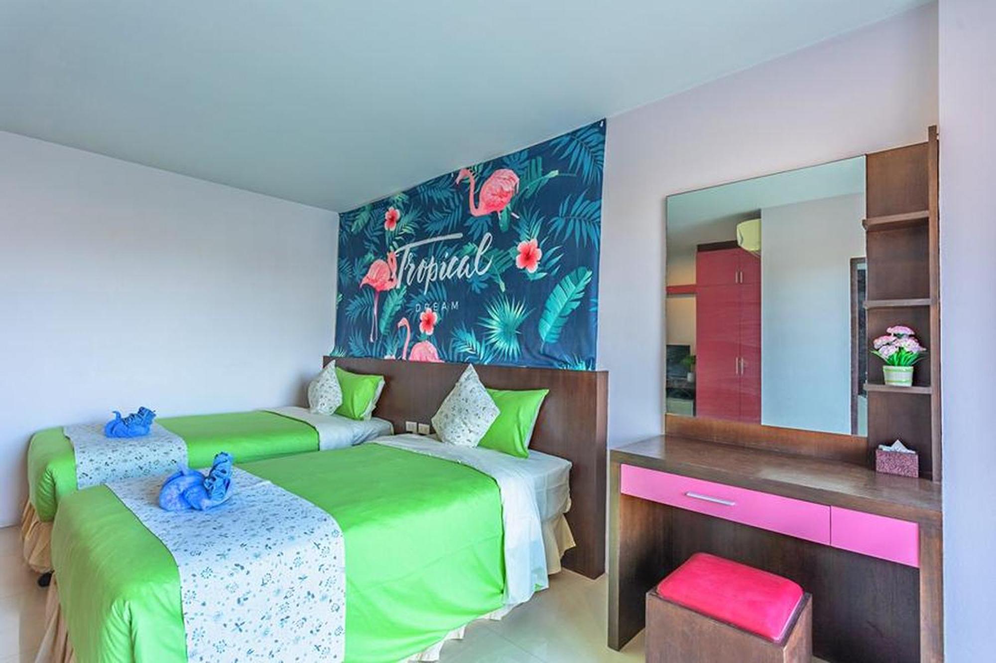 Sunflower Hld Aparthotel 2*